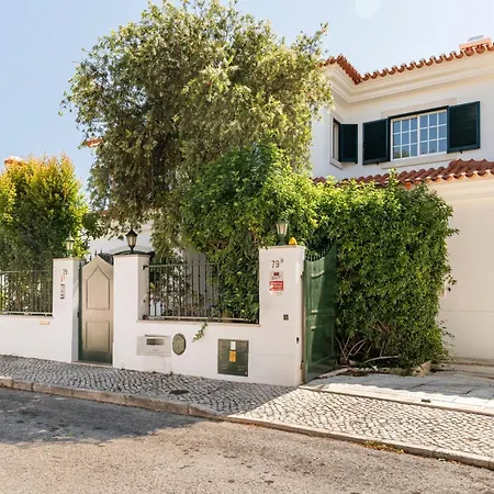 Privee Bed & Breakfast Cascais