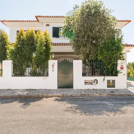 Privee Bed & Breakfast