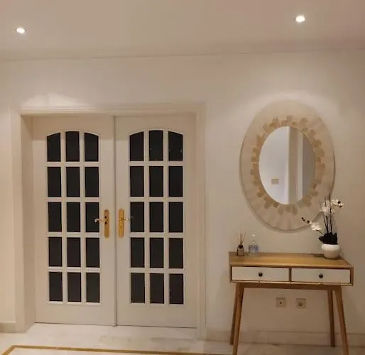 Privee Bed & Breakfast Cascais