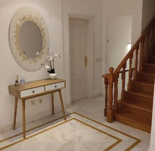 Privee Bed & Breakfast Cascais