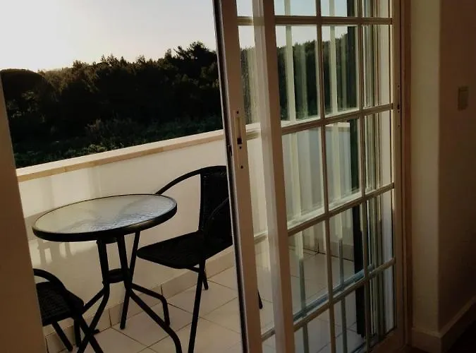 Privee Bed & Breakfast *