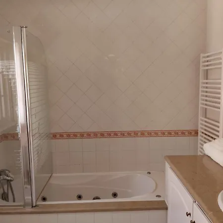 Oda ve Kahvaltı Privee Cascais