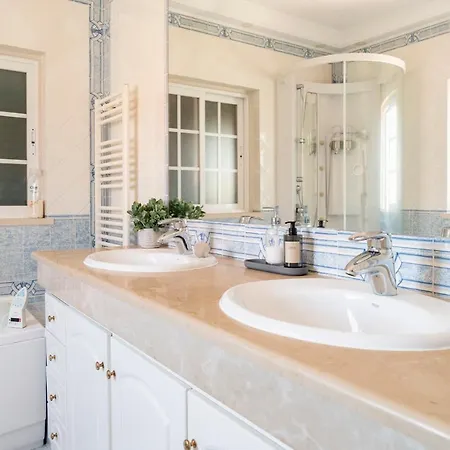 Privee Oda ve Kahvaltı Cascais